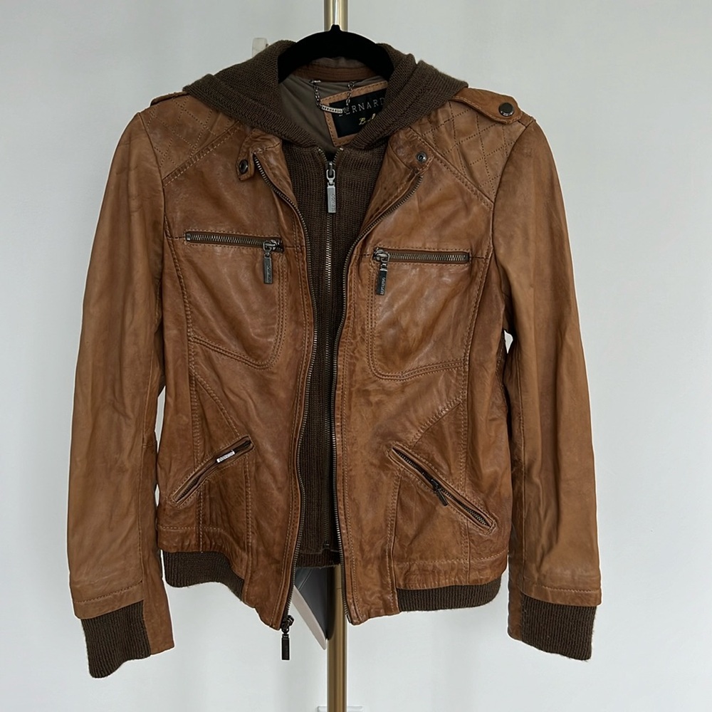 Bernardo Camel Leather Jacket (removable hood) small
